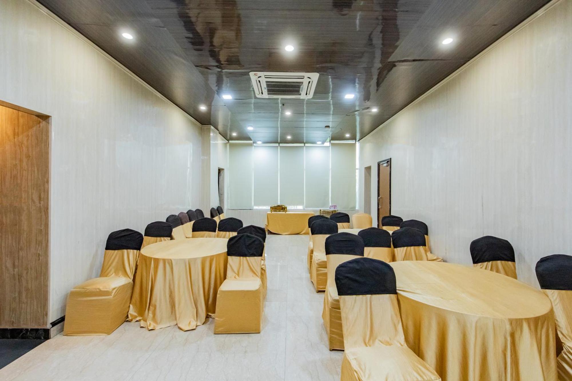 Foxoso Fiori Hotel Jaipur Luaran gambar