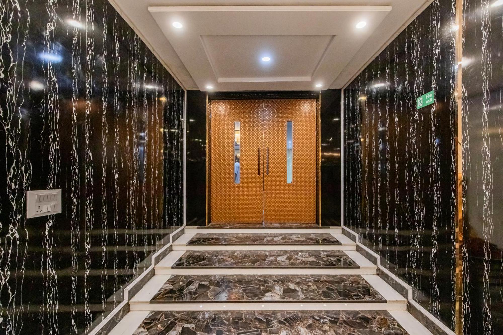 Foxoso Fiori Hotel Jaipur Luaran gambar